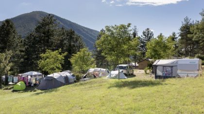 Camping Collines de Castellane staanplaatsen