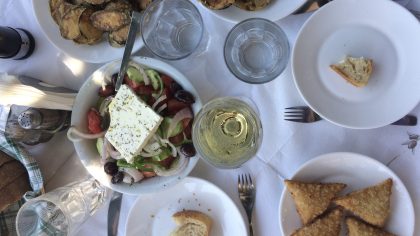 Typisch Griekse gerechten. Restaurant Stoupa Peleponnesos eten